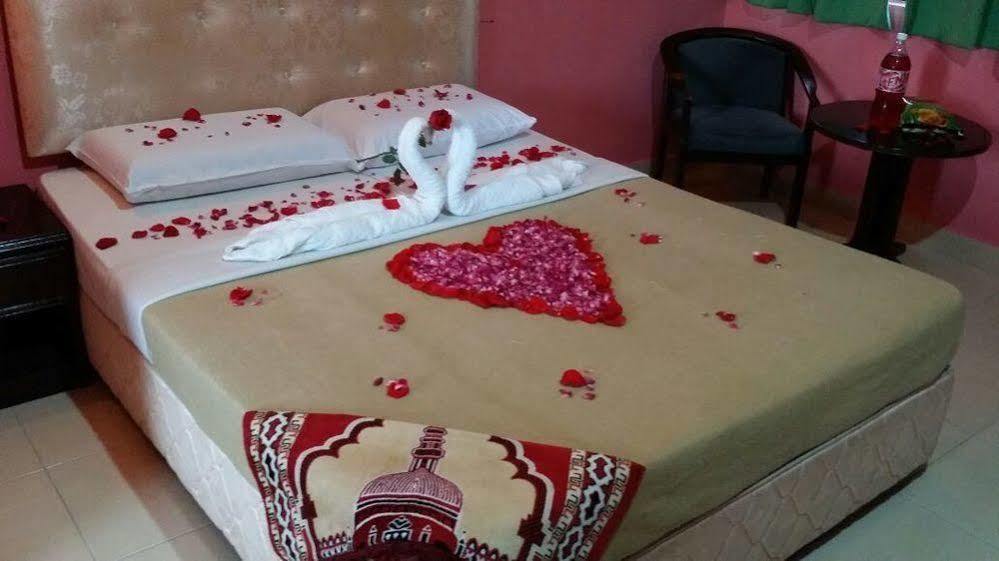 Hji Residensi Hotel Kuah Luaran gambar